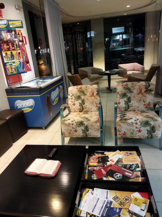 Mfg Hotel Cianorte Kültér fotó